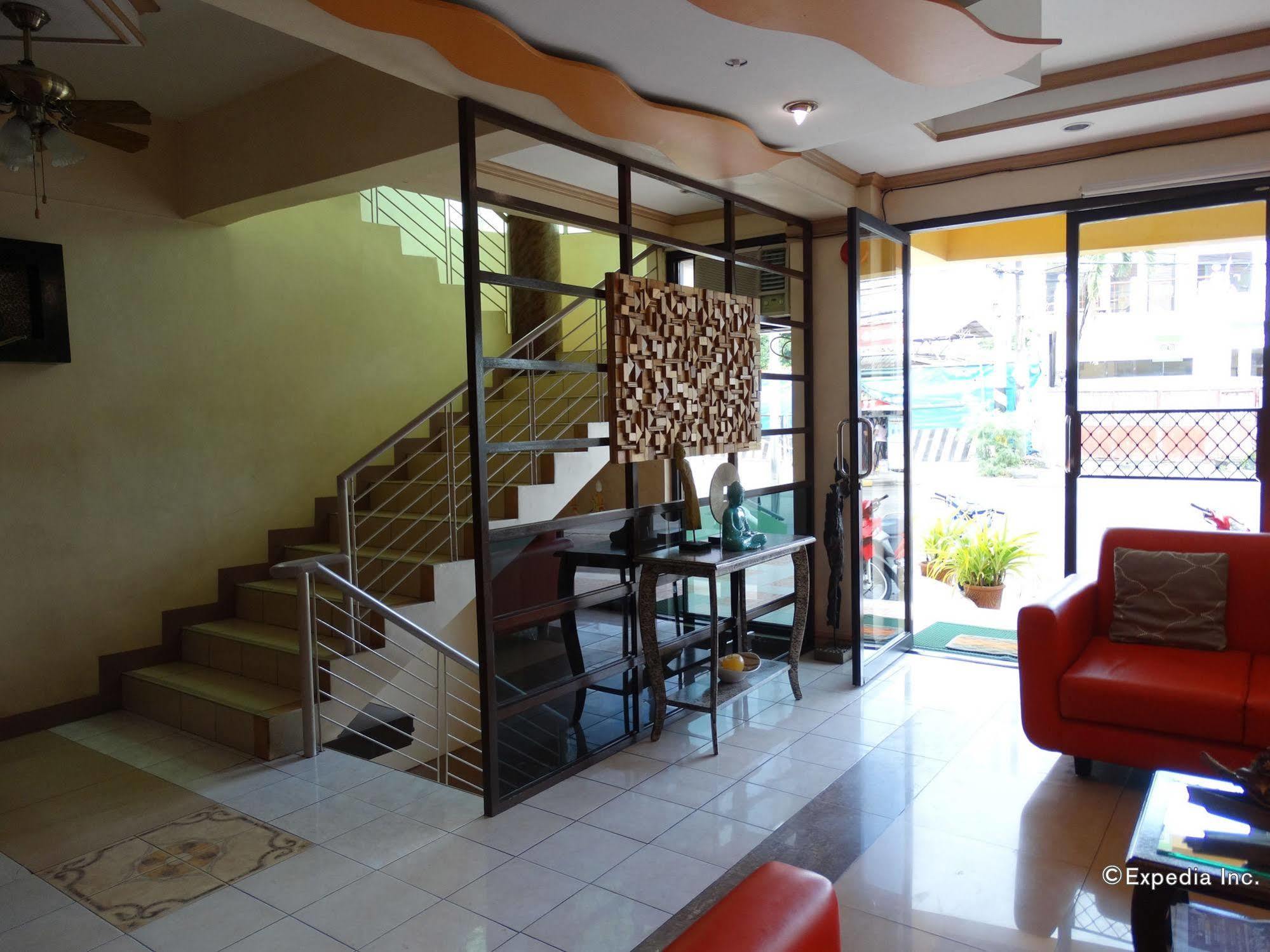 Sun Avenue Tourist Inn & Cafe Tagbilaran City Bagian luar foto
