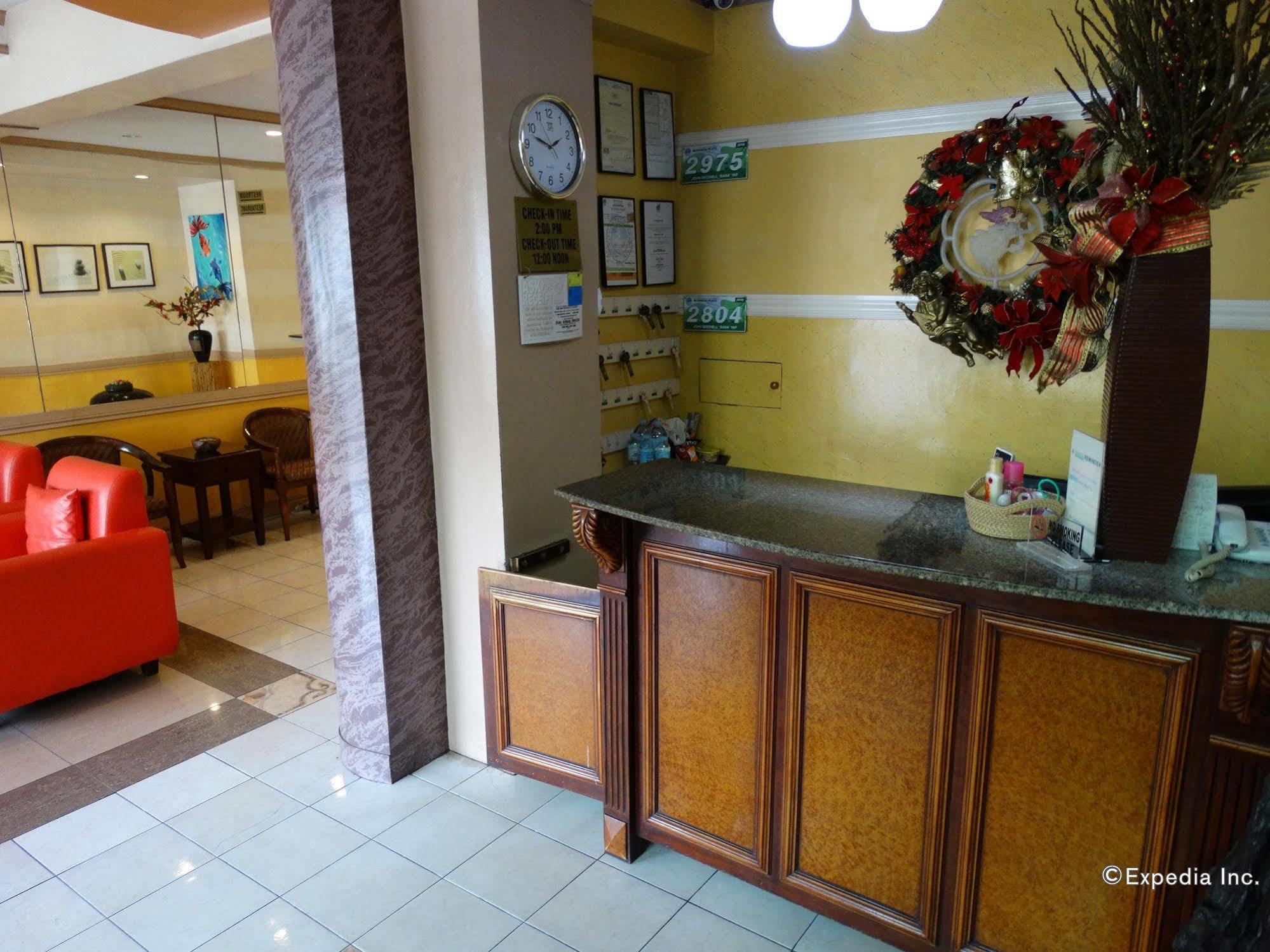 Sun Avenue Tourist Inn & Cafe Tagbilaran City Bagian luar foto