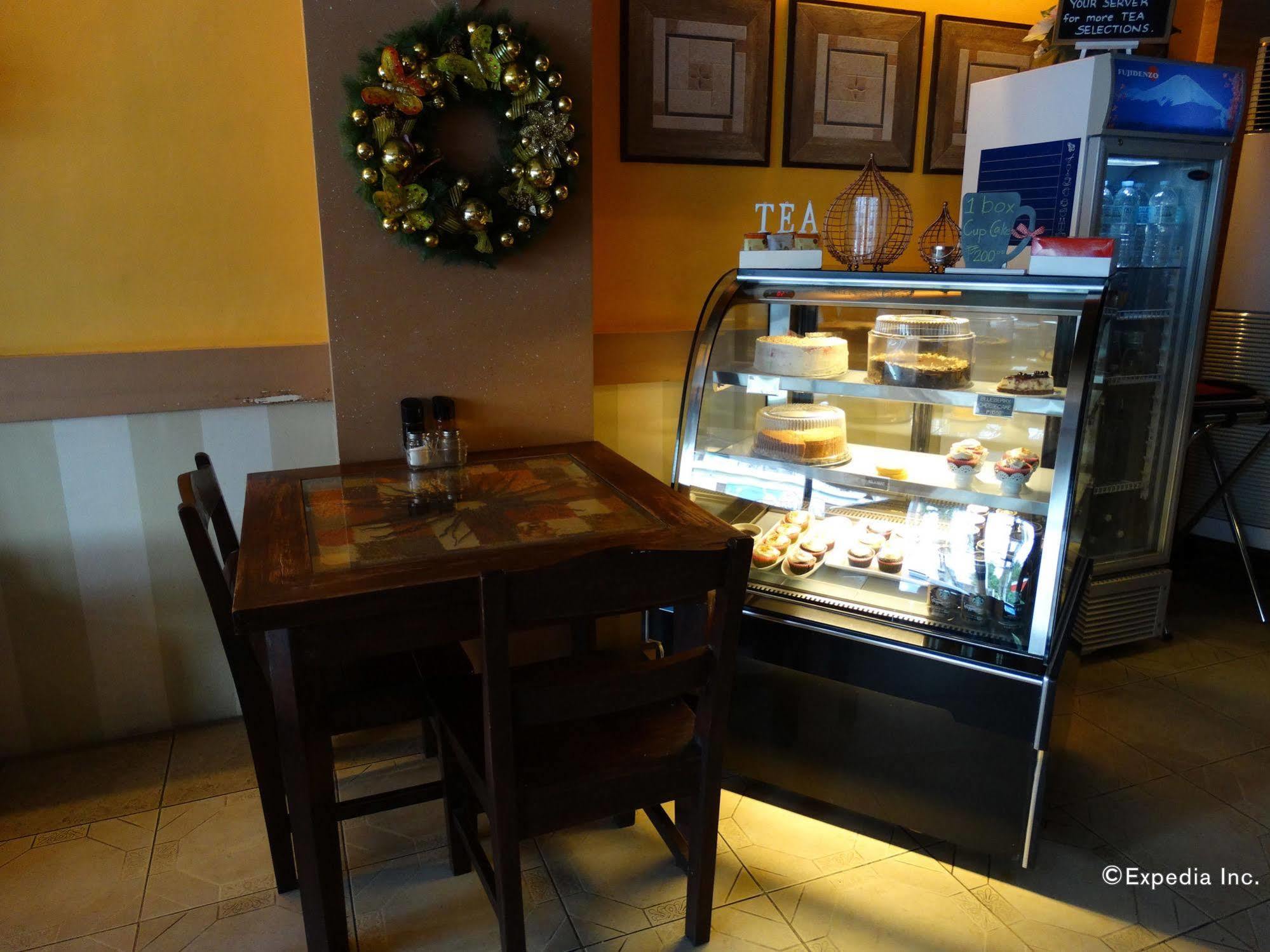 Sun Avenue Tourist Inn & Cafe Tagbilaran City Bagian luar foto
